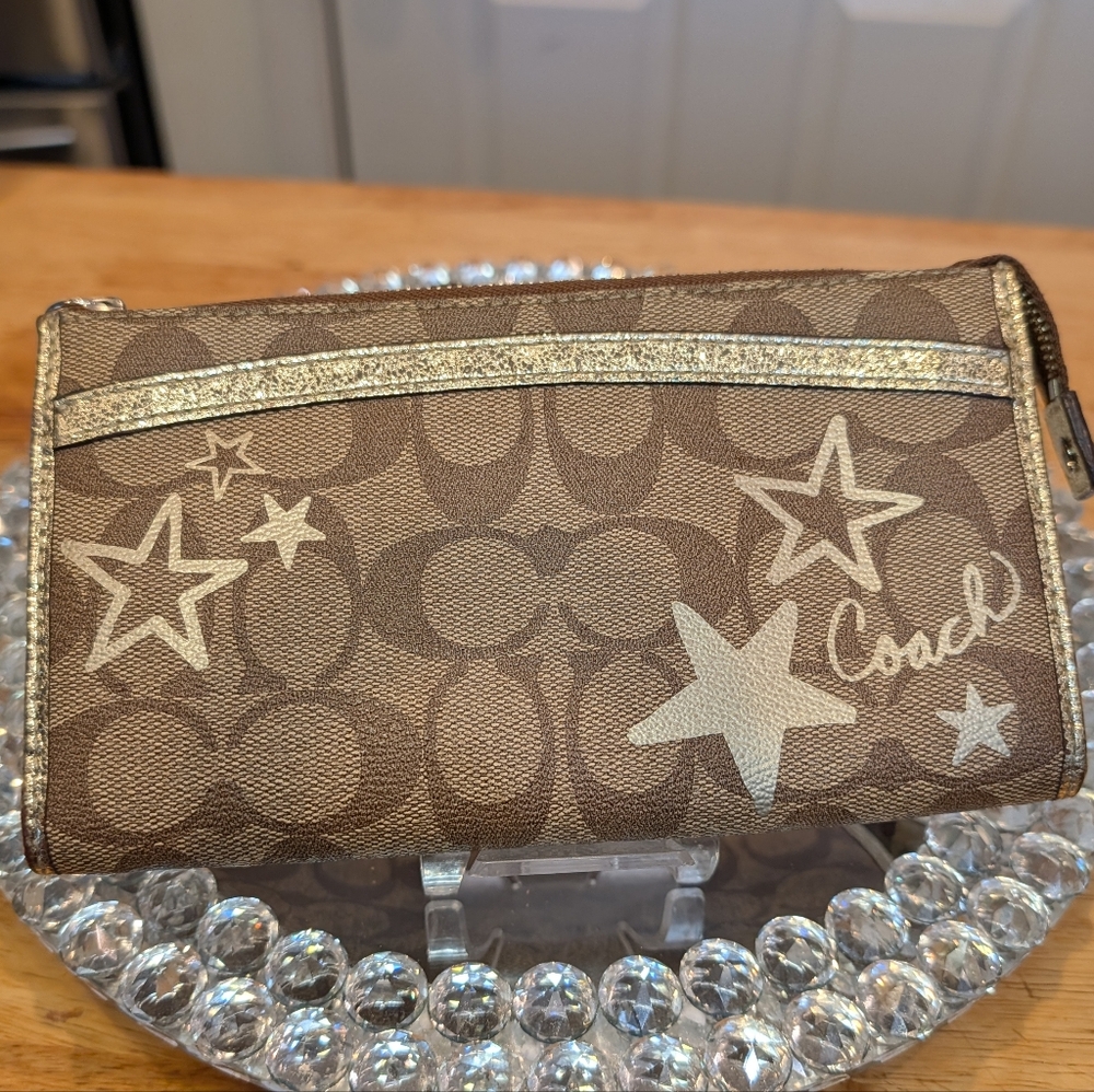 Coach Pop Star Print in Signature Canvas Wristlet EUC - Picture 2 of 8
